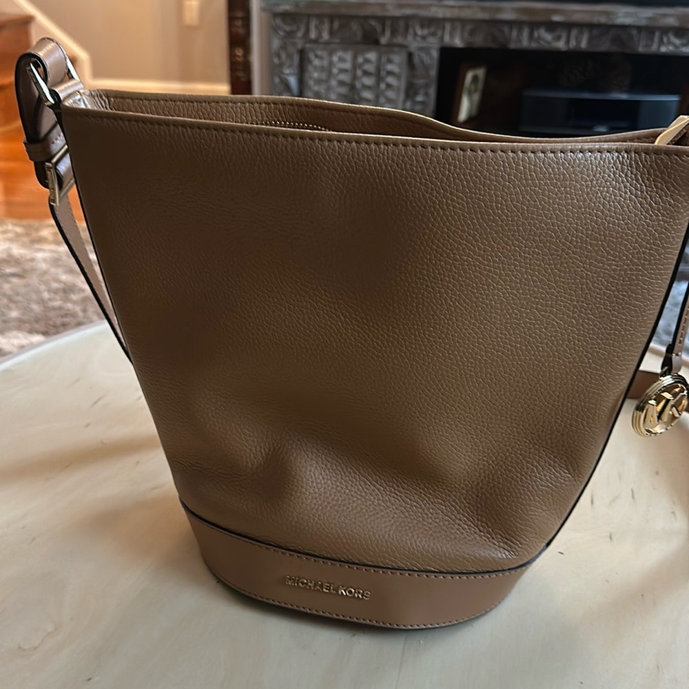Michael Kors Hobo Bag